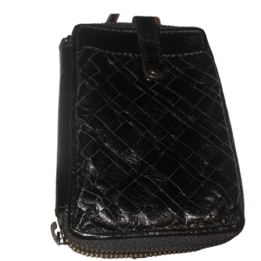 Elliott Lucca black Wigan genuine leather wallet / mobile & card case